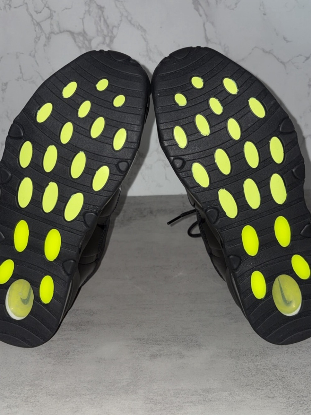 MENS Nike Shox TL Air - Black with Neon Green Accents - Picture 5 of 6